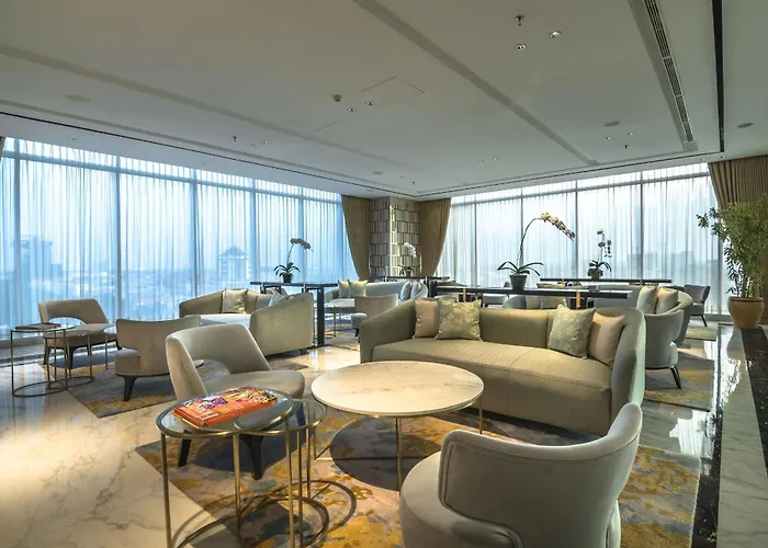 Oakwood Hotel & Residence Surabaya